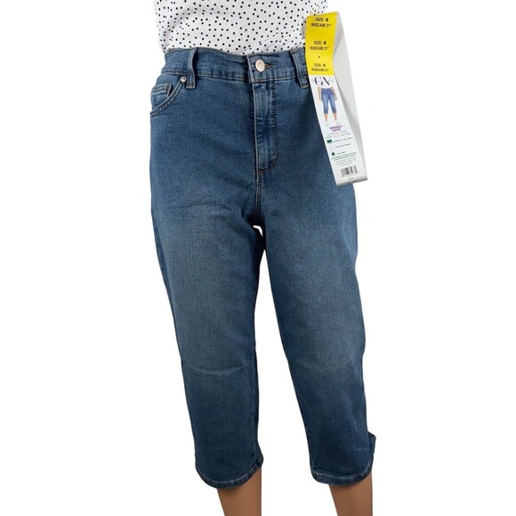 Gloria Vanderbilt Womens Size 6 Blue Denim Amanda Capri Classic Rise Slit New - Picture 1 of 8